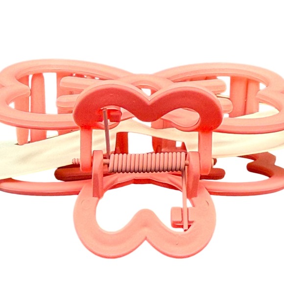 Matte Pink Butterfly Heart Hair Claw Clip Fashion Jewelry Accessory New - Picture 5 of 5